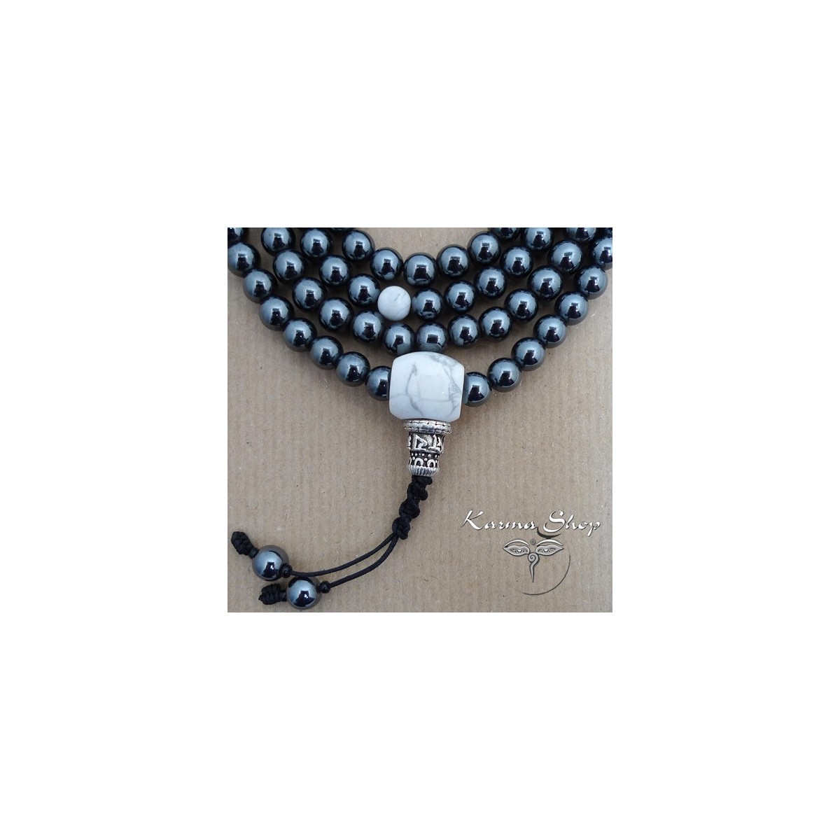 Mala 108 Grani in Ematite e Guru in Howlite